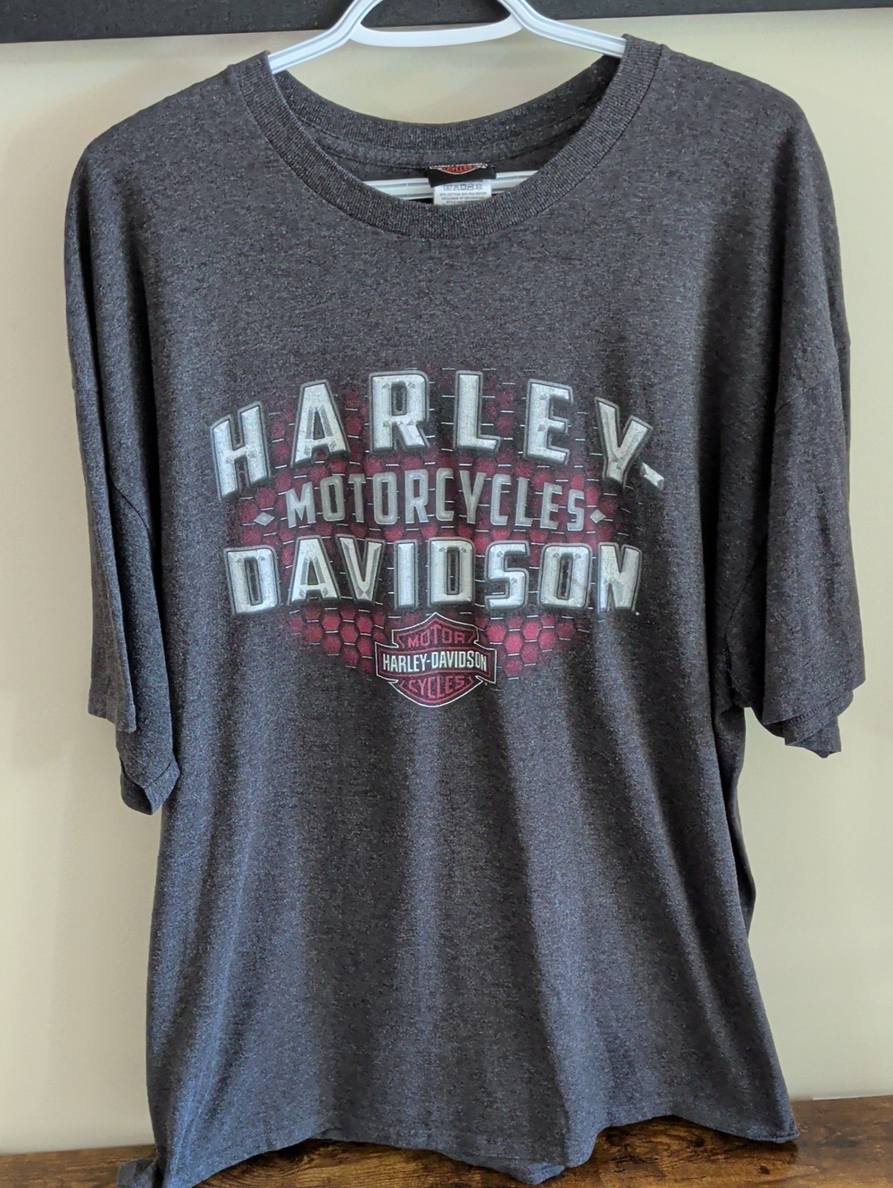 Harley-Davidson Gray Short-Sleeve Logo T-Shirt with Red Accent